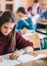 Tıbbi Sekreterlik Taban Puanları 2025 – &Ouml;zel ve Devlet &Uuml;niversiteleri Tıbbi Dok&uuml;mantasyon ve Sekreterlik B&ouml;l&uuml;m&uuml; Başarı Sıralamaları ve Kontenjanları