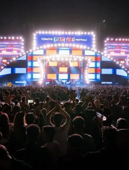 Trabzon ve Bursa’da konserler iptal edildi