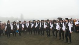 Trabzon'da "Hıdırnebi Yayla Şenliği" Sis ve Yağmur Altında Coşkuyla Gerçekleştirildi