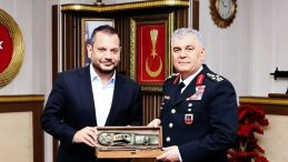 Trabzonspor Başkanı Doğan, Jandarma Genel Komutanlığı ile Özel Harekat Başkanlığını ziyaret etti