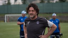 Trabzonspor’da Fatih Tekke’nin Transfer Açıklamaları! İki Futbolcuyu Duyurdu…