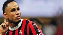 Transferde Beşiktaş ile Fenerbahçe karşı karşıya! Okafor'da Kartal önde