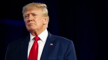 Trump’tan FED Başkanı Powell’a Sert Eleştiriler: “Bir Morona Sahibiz”