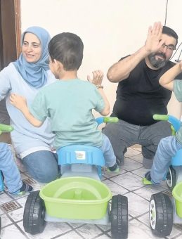 Üçüzlerle Can Bağımız Var