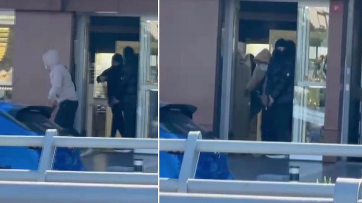 Ümraniye'de soygun girişimi! Kuyumcu ateş açınca kaçtılar