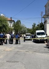 &Uuml;vey Kızını Vuran Kişi İntihar Etti