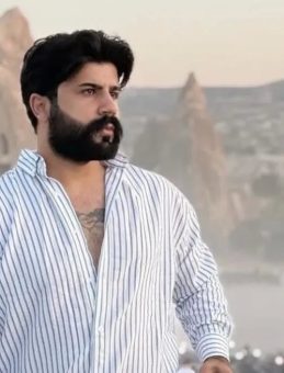 Van'da TikTok Fenomeni Arda Edeoğlu Silahlı Saldırıda Hayatını Kaybetti, 3 Kızı Yaralandı