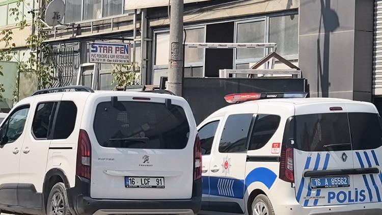 Yapılan işi beğenmedi, dükkanı kurşun yağmuruna tuttu