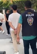 Yasa Dışı Bahis &Ccedil;etesi &Ccedil;&ouml;kertildi; G&ouml;zaltına Alınan 34 Ş&uuml;pheliden 21'i Tutuklandı