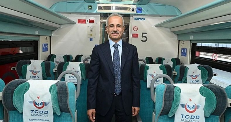 Yaz Tatilinde YHT’lerde Ek Sefer Düzenlenecek