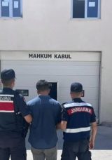 Yer Adana: Silahlarını Satıp '&Ccedil;alındı' Dedi Ama…