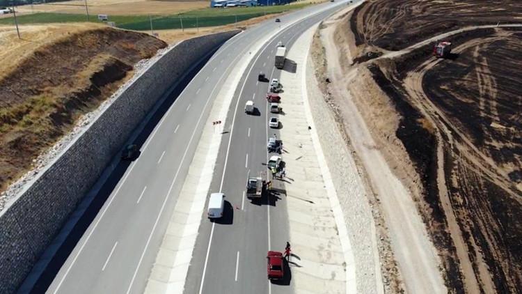 Yoğun Duman, Görüş Mesafesini Azalttı: 7 Araç Yolda Kaza Yaptı!