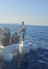 Yunan Sahil G&uuml;venliği G&ouml;&ccedil;menleri Tehlikeye Attı