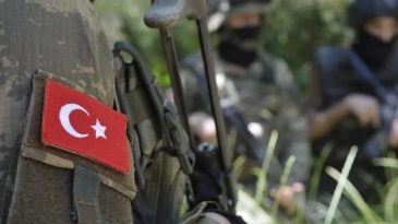 Y&uuml;ksek Ateş Nedeniyle Hastaneye Sevk Edilen 2 Askerimiz Şehit Oldu