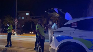 'Dur' İhtarına Uymayan Halk Otob&uuml;s&uuml; Şof&ouml;r&uuml; Alkoll&uuml; &Ccedil;ıktı