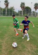 10 Yaşındaki Osman, 'Depremin Travmasını Futbolun İyileştirici G&uuml;c&uuml;yle Aşıyor'