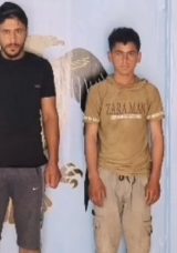 4 D&uuml;zensiz G&ouml;&ccedil;men ve 1 G&ouml;&ccedil;men Ka&ccedil;ak&ccedil;ısı Yakalandı