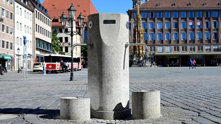 Nürnberg İçme Suyu Çeşmesi