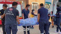 81 Yaşındaki Adamın Cansız Bedenine Ulaşıldı, Eşi Hastaneye Kaldırıldı