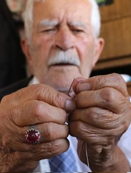 93 Yaşındaki Usta Terzi, Yıllara Direniyor: "Dükkanımı Açamazsam Hasta Olurum"