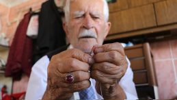 93 Yaşındaki Usta Terzi, Yıllara Direniyor: "Dükkanımı Açamazsam Hasta Olurum"