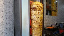 999 Kişi Döner Tüketiminden Zehirlenmiş! İddianamede Şoke Eden Rapor: Yok Yokmuş… | 2 Sanığın 8'er Yıla Kadar Hapsi İstendi