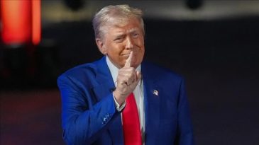 ABD Başkanı Trump'tan Rusya'ya Uyarı: 2 N&uuml;kleer Denizaltı G&ouml;revde Olacak