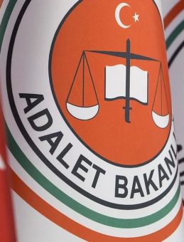 ADALET BAKANLIĞI 5 BİN PERSONEL ALACAK!