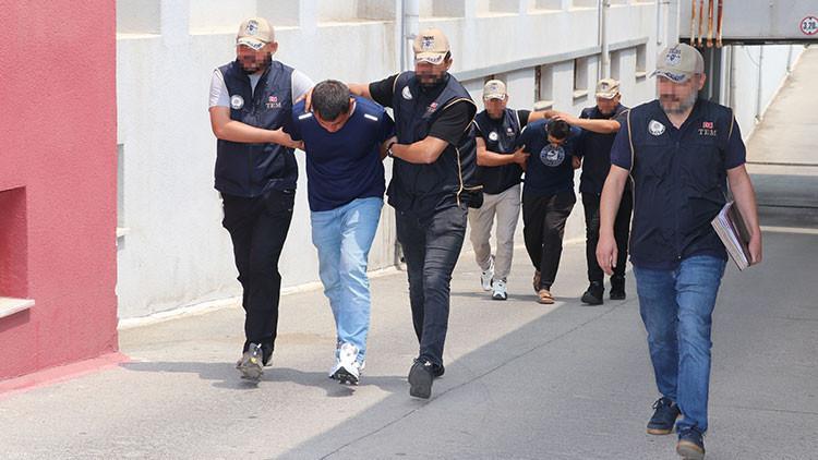 Adana'da İki FETÖ Hükümlüsü Ele Geçirildi