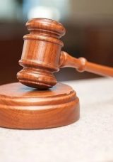 Adana'da Uyuşturucu Satarken Yakalandı: Hem Hapis Hem Para Cezası!