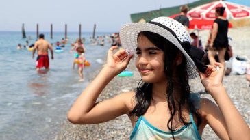 Adeta insan seli var! Denizden y&uuml;ksekliği 1.700 metre… B&ouml;lgenin g&ouml;zdesi haline geldi