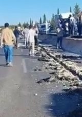 Adıyaman'da &Uuml;z&uuml;c&uuml; Kaza: Ara&ccedil; Takla Attı