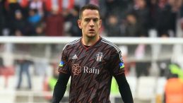 Amir Hadziahmetovic Transferi İçin Anlaşma Aşamasında