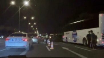 Ankara'da Korkun&ccedil; Kaza! Otob&uuml;s ile Kamyonet &Ccedil;arpıştı: 6 Yaralı