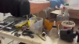Antalya'da Sahte Alkol İmalatçılarına Yönelik Operasyon: 7 Şüpheli Yakalandı