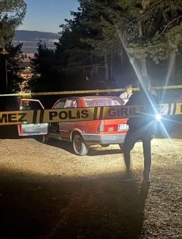 Arkadaşlar Arasındaki Tartışma Kanlı Sonuçlandı: 1 Kişi Hayatını Kaybetti!