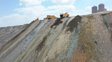 Atık Yığınları 15 Metreyi Aştı! Bakanlık Harekete Ge&ccedil;ti: Ankara B&uuml;y&uuml;kşehir Belediyesi'ne 7.4 Milyon Lira Ceza