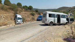 Aydın'da Feci Kaza: Minibüs ve Hafif Ticari Araç Çarpıştı, 14 Yaralı!