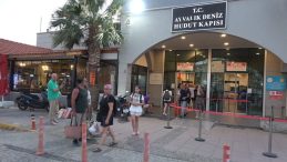 Ayvalık-Midilli Seferinde BADO Krizi: 200 Yolcu 2 Saat Boyunca Denizde Mahsur Kaldı