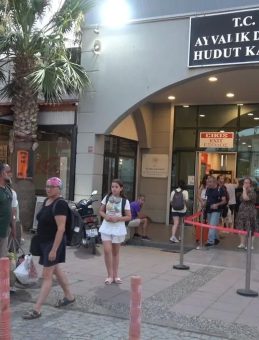 Ayvalık-Midilli Seferinde BADO Krizi: 200 Yolcu 2 Saat Boyunca Denizde Mahsur Kaldı