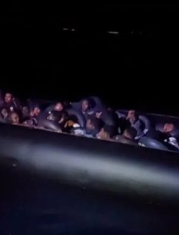 Ayvalık’ta 42 Düzensiz Göçmen Yakalandı