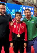 Babadan Oğula G&uuml;reş Sevdası: Toprak Ailesi Ata Sporunu Yaşatıyor