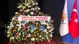 Bahçeli’den AK Parti’ye Anlamlı Çiçek