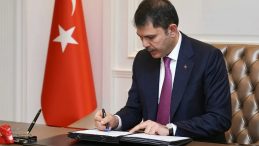 Bakan Kurum'dan Deprem Konutlarıyla İlgili Açıklama: "Söz Verdiysek, Yaparız"