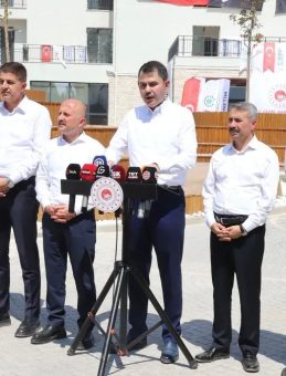Bakan Murat Kurum Adıyaman'da Deprem Çalışmalarını İnceledi