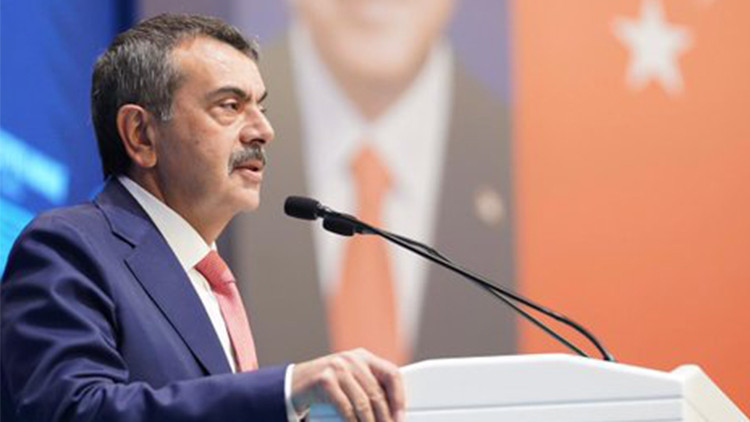 Bakan Tekin: Yabancı Dil Eğitiminde Mantığı Değiştirmeliyiz