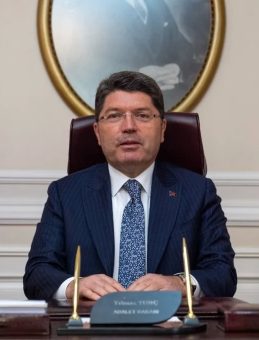 Bakan Tunç’tan Ak Parti'nin 24’üncü Kuruluş Yıl Dönümü Mesajı: Nice AK Yıllara