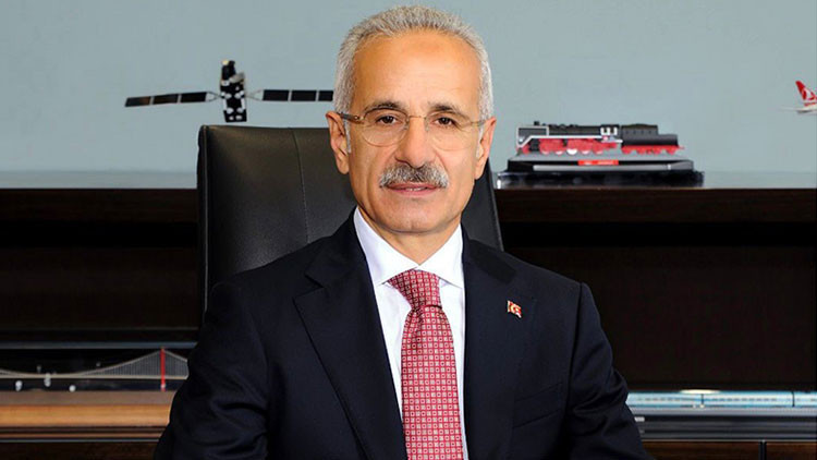 Bakan Uraloğlu, Afet Konutlarına Erişimi Sağlayacak Yol Çalışmalarının Çoğunluğunun Tamamlandığını Duyurdu