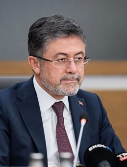 Bakan Yumaklı: Kırmızı Et Tedariğinde Sorun Yok