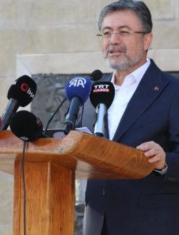 Bakan Yumaklı'dan Kritik Uyarı: Açık Alanlarda Ateş Yakmayın